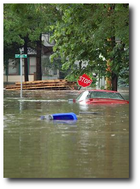 The Drake Road intersection is deeper than one thinks, and every flood, taillights disappear in the murk. Artwork : Photo courtesy of the U.S. Geological Survey, via .